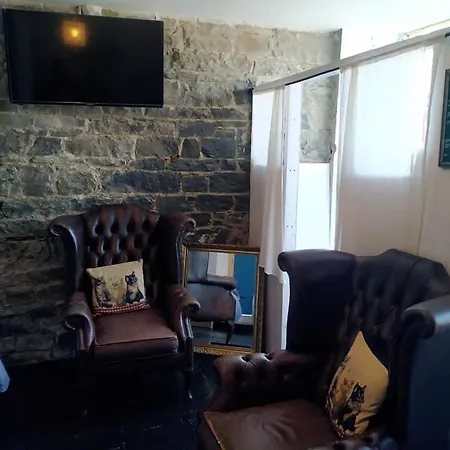 公寓 Blakes In Carrigaholt *