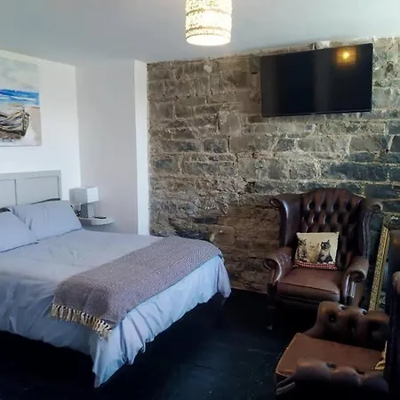 Blakes In Carrigaholt 公寓 基尔基